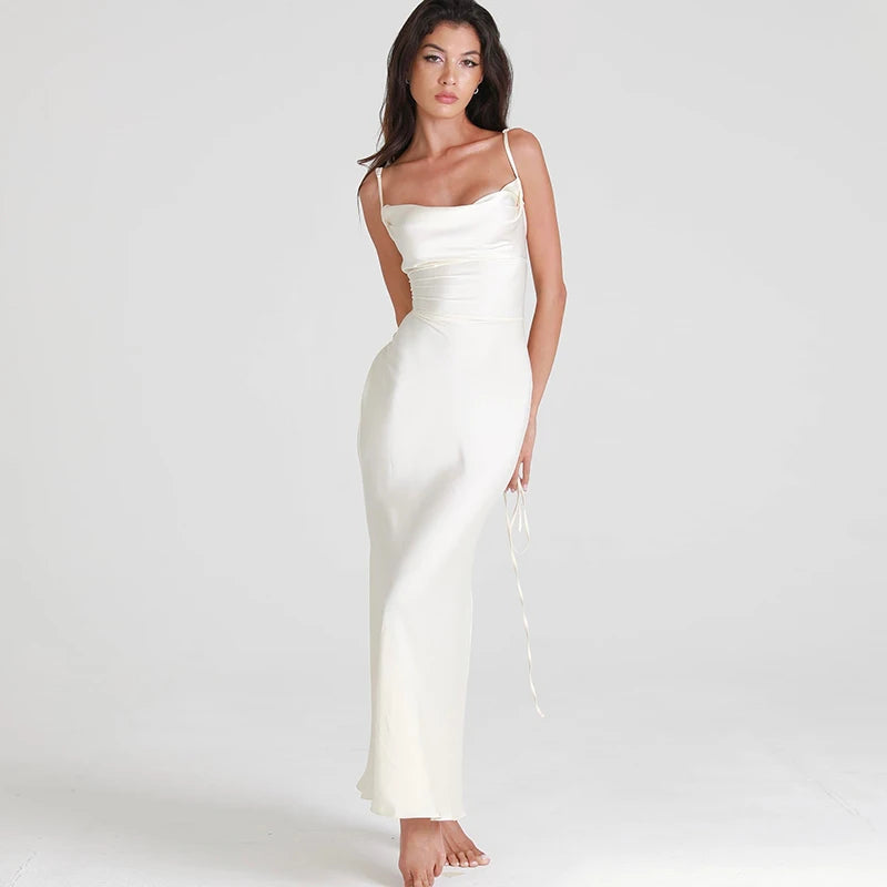 Robe Blanche Longue Dos nu