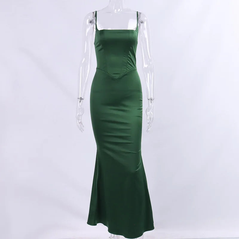 Robe Verte Dos nu