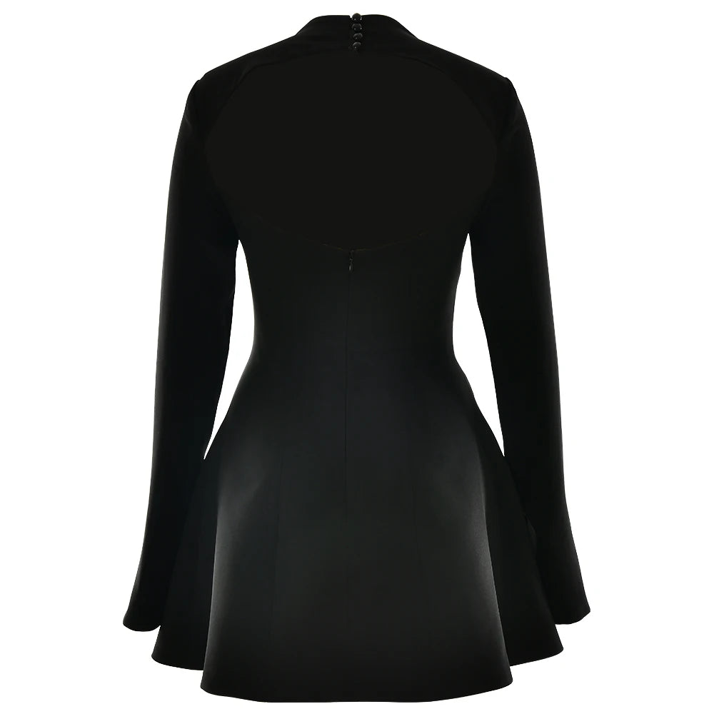 Robe Courte Noire Dos nu