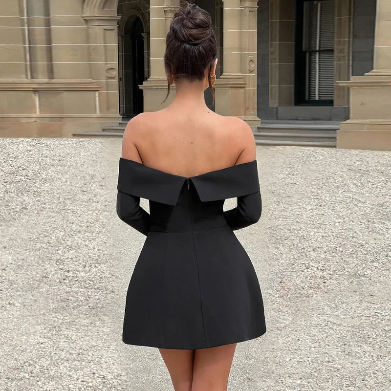 Robe Noire Dos nu
