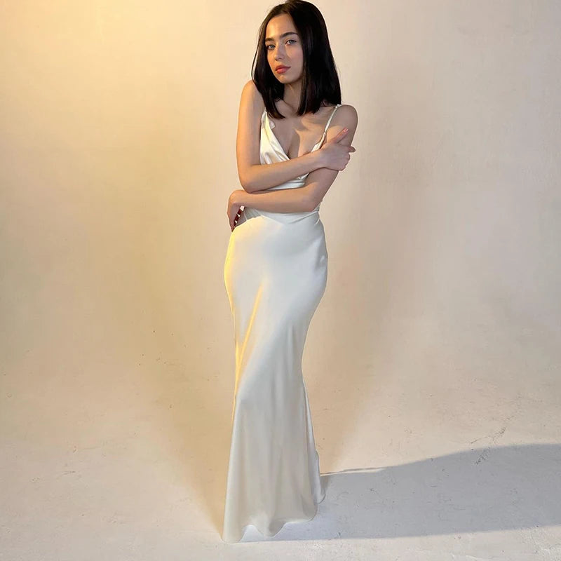 Robe Blanche Longue Dos nu