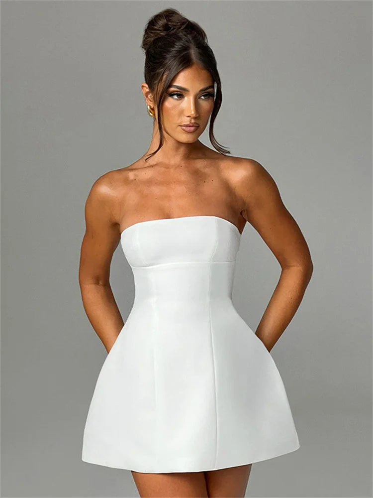 robe blanche dos nu